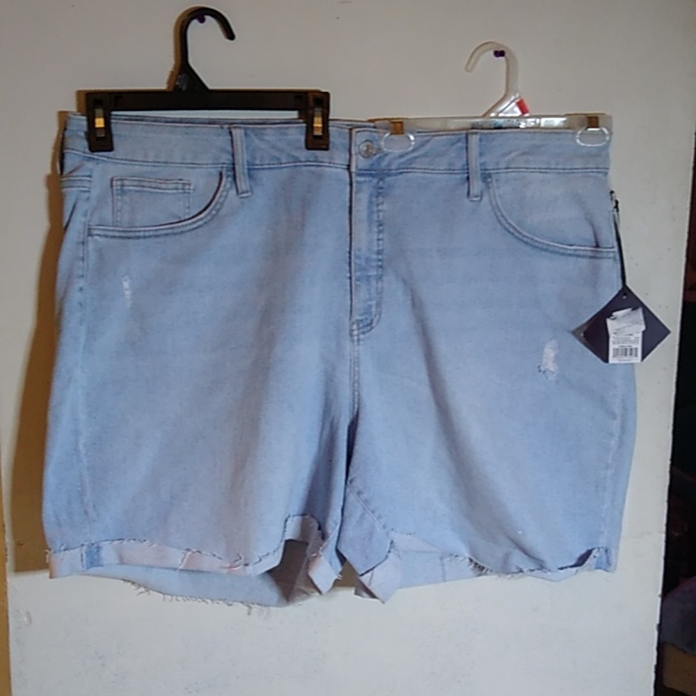 NWT AVA & VIV Denim Shorts